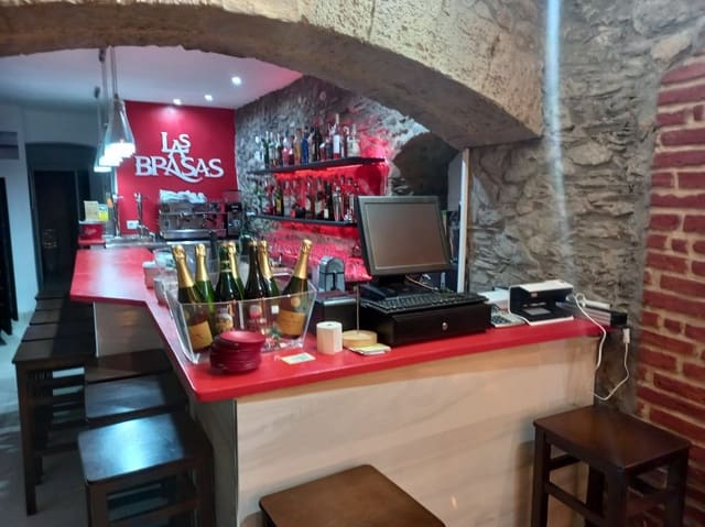 Erhverv til salg i Roses - € 435.000 (Ref: 9005656)