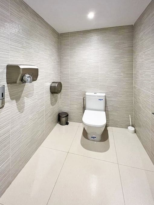 Erhverv til salg i Roses - € 435.000 (Ref: 9005656)