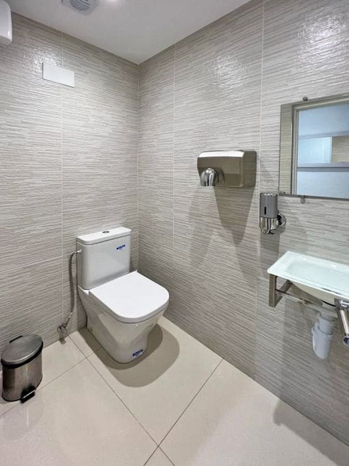 Erhverv til salg i Roses - € 435.000 (Ref: 9005656)