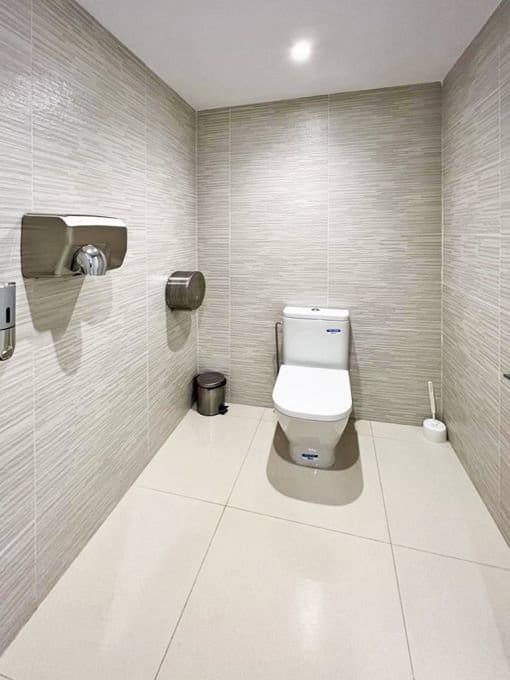 Local Commercial à vendre à Roses - 435 000 € (Ref: 9005656)