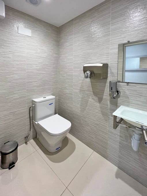 Local Commercial à vendre à Roses - 435 000 € (Ref: 9005656)