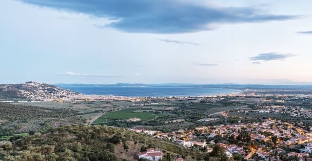 Terreno Não Urbanizado para venda em El Mas Fumats, Roses - 550 000 € (Ref: 9005657)
