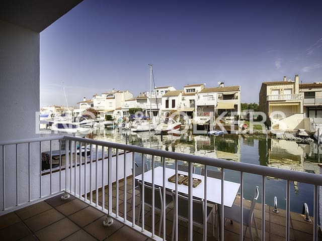 3 soveværelse Byhus til salg i Empuriabrava, Castelló d'Empúries med garage - € 465.000 (Ref: 9005661)