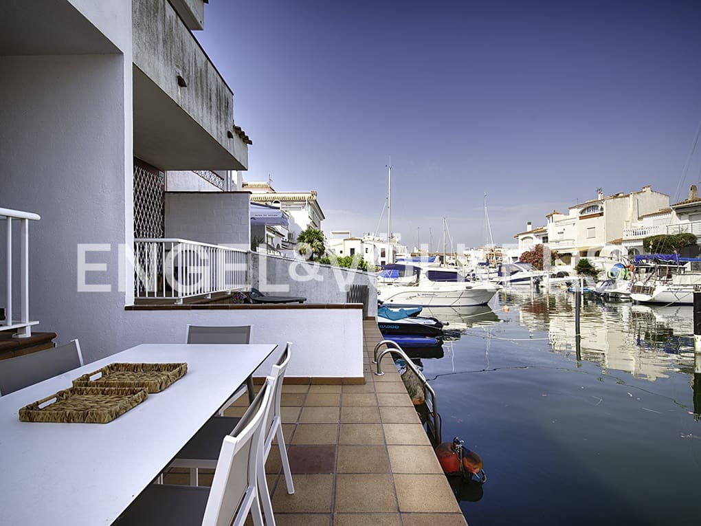 3 soverom Hus til salgs i Empuriabrava med garasje - € 465 000 (Ref: 9005661)