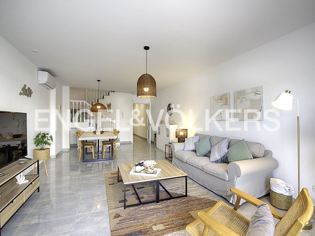 3 soverom Hus til salgs i Empuriabrava med garasje - € 465 000 (Ref: 9005661)