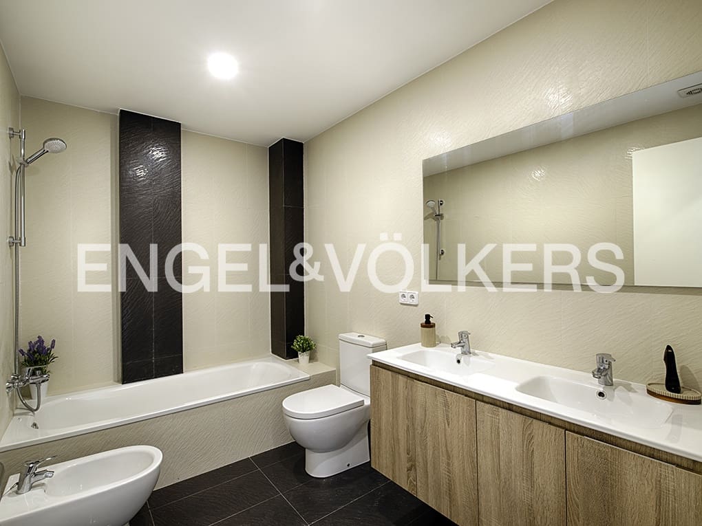 3 soverom Hus til salgs i Empuriabrava med garasje - € 465 000 (Ref: 9005661)