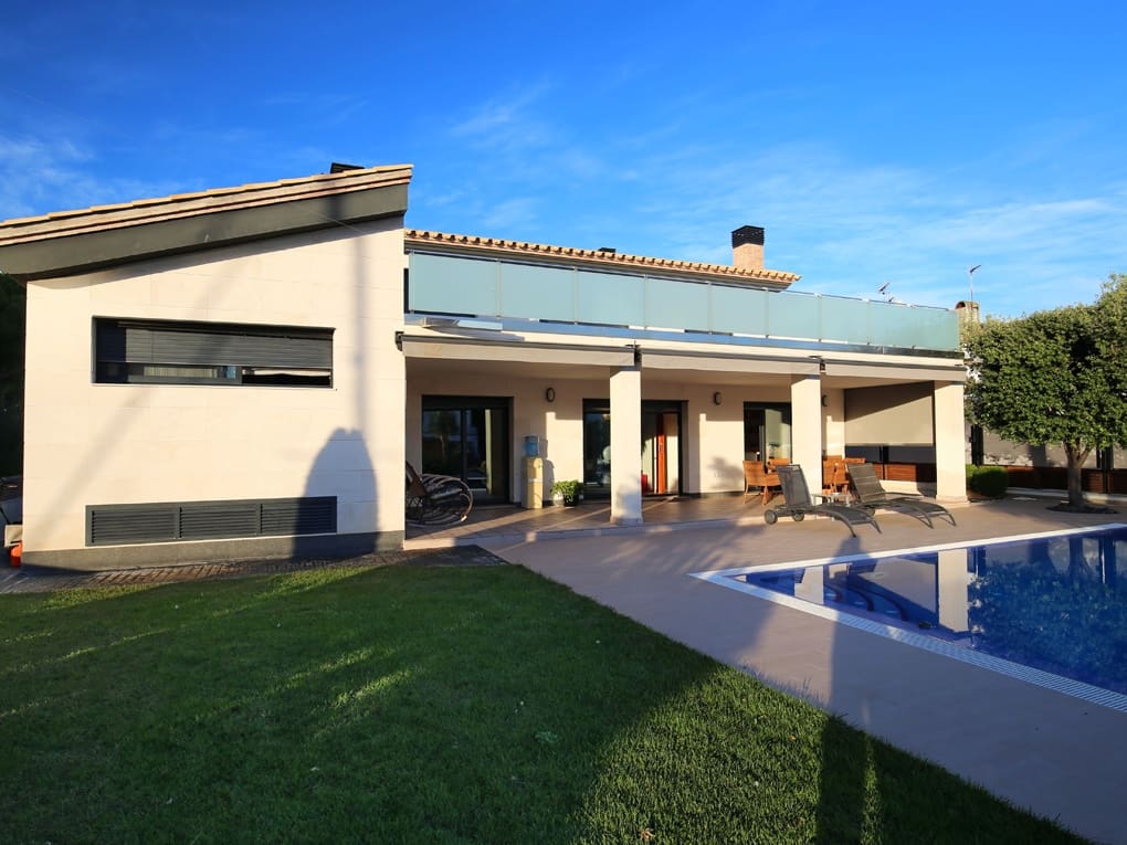 5 soveværelse Villa til salg i Roses med swimmingpool garage - € 1.900.000 (Ref: 9005668)