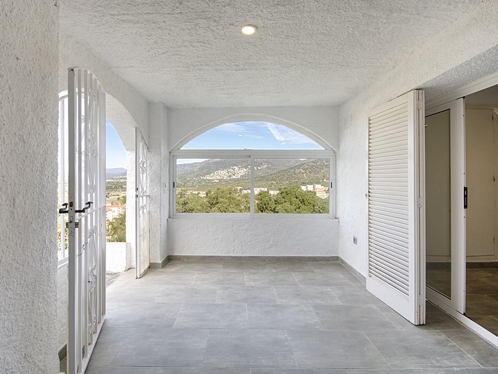 4 soverom Villa til salgs i Roses med garasje - € 450 000 (Ref: 9005671)