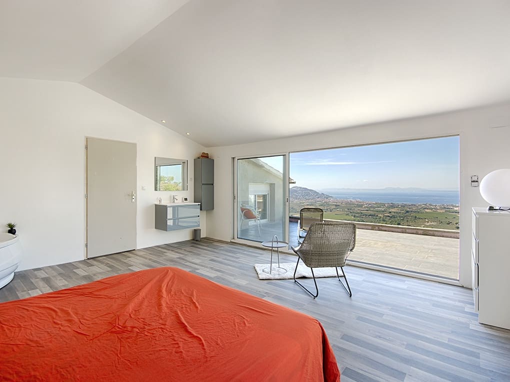 5 soveværelse Villa til salg i Roses med swimmingpool garage - € 890.000 (Ref: 9005672)