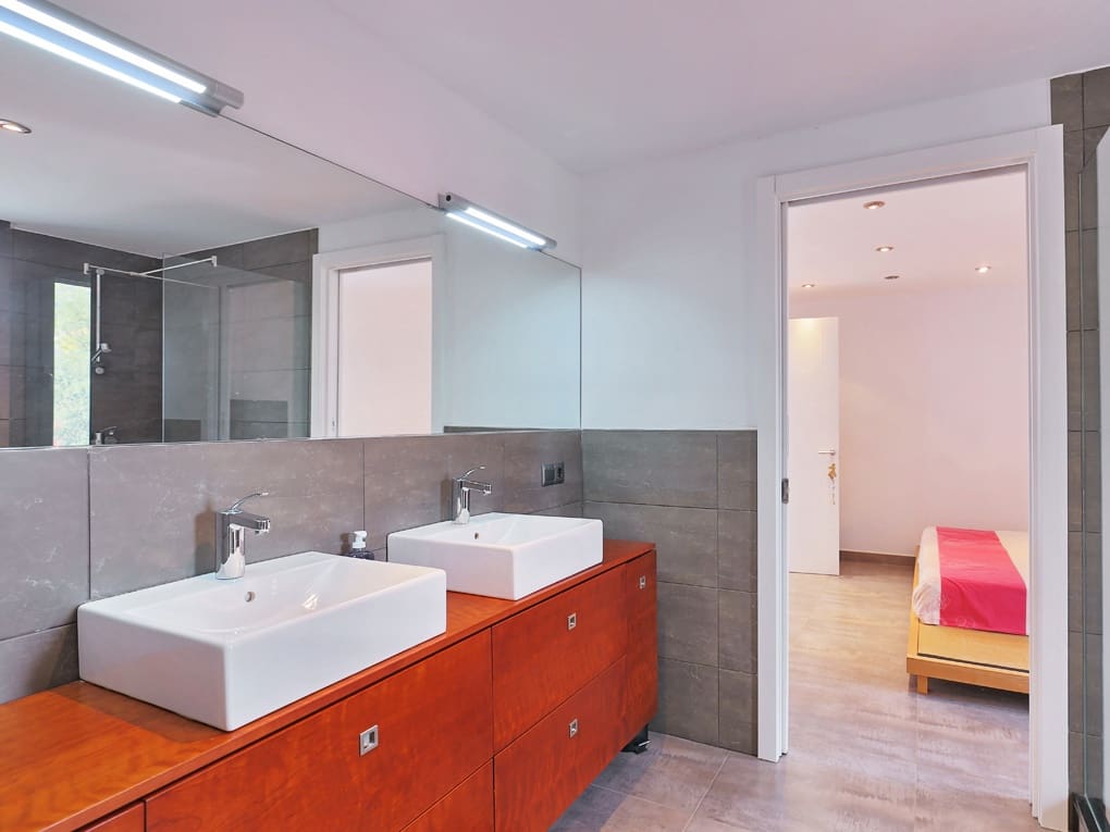 4 soveværelse Villa til salg i Palau-saverdera med swimmingpool garage - € 1.295.000 (Ref: 9005674)