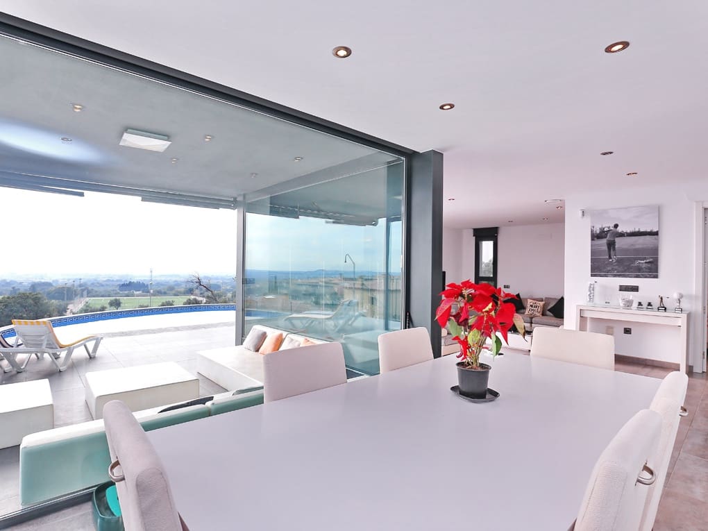 4 soveværelse Villa til salg i Palau-saverdera med swimmingpool garage - € 1.295.000 (Ref: 9005674)