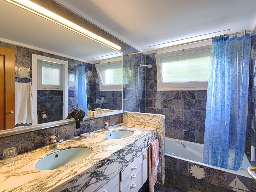 6 soveværelse Villa til salg i Roses med swimmingpool garage - € 2.500.000 (Ref: 9005676)