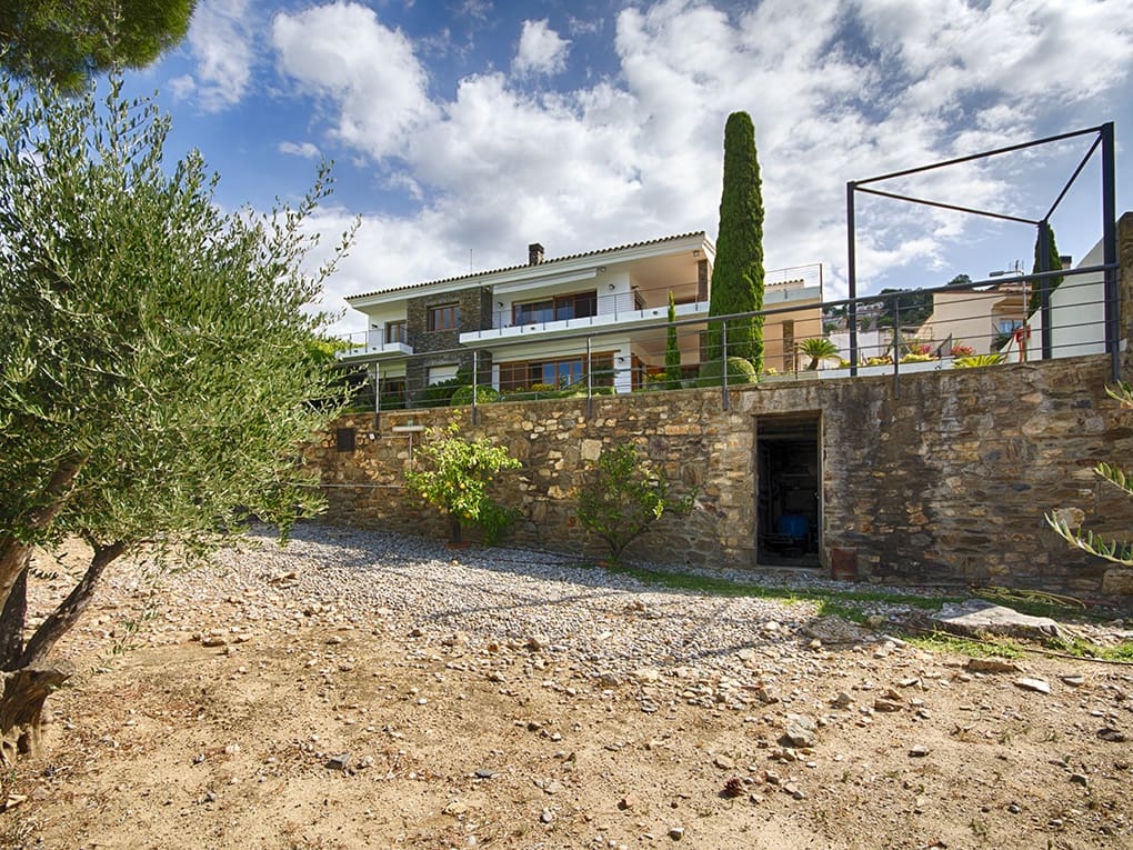 6 soveværelse Villa til salg i Roses med swimmingpool garage - € 2.500.000 (Ref: 9005676)