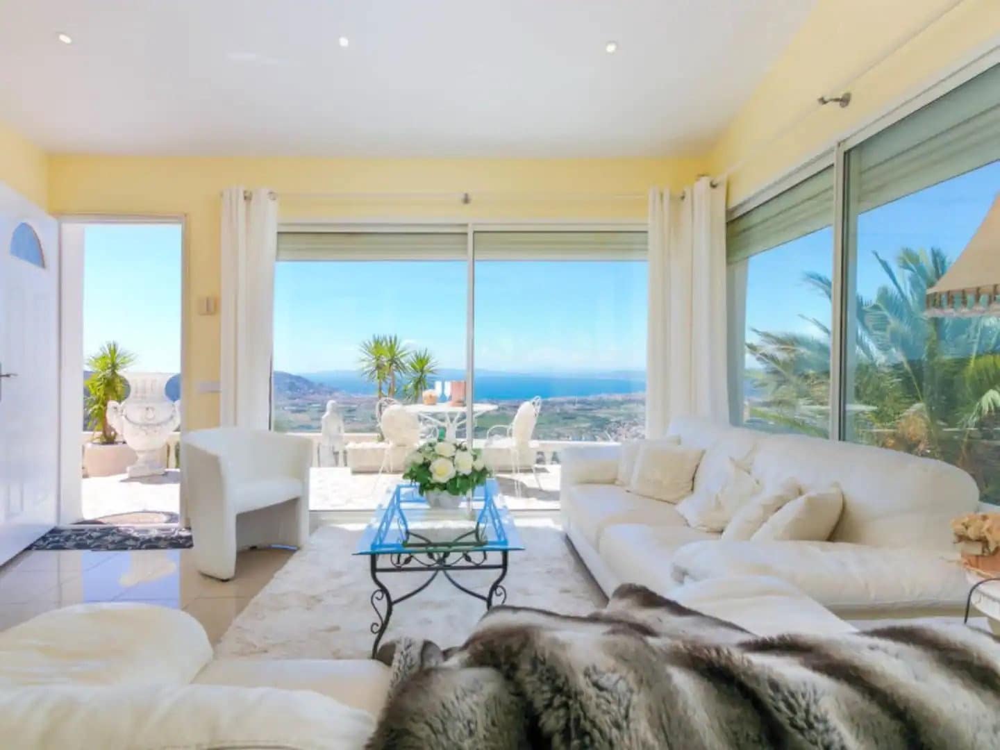4 bedroom Villa for sale in El Mas Fumats with pool garage - € 859,000 (Ref: 9005679)