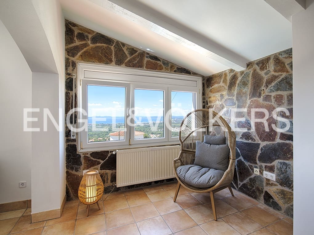 3 soveværelse Lejlighed til salg i El Mas Fumats med swimmingpool garage - € 665.000 (Ref: 9005685)