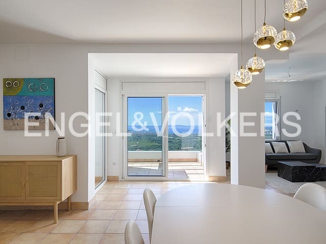 3 quarto Apartamento para venda em El Mas Fumats, Roses com piscina garagem - 665 000 € (Ref: 9005685)