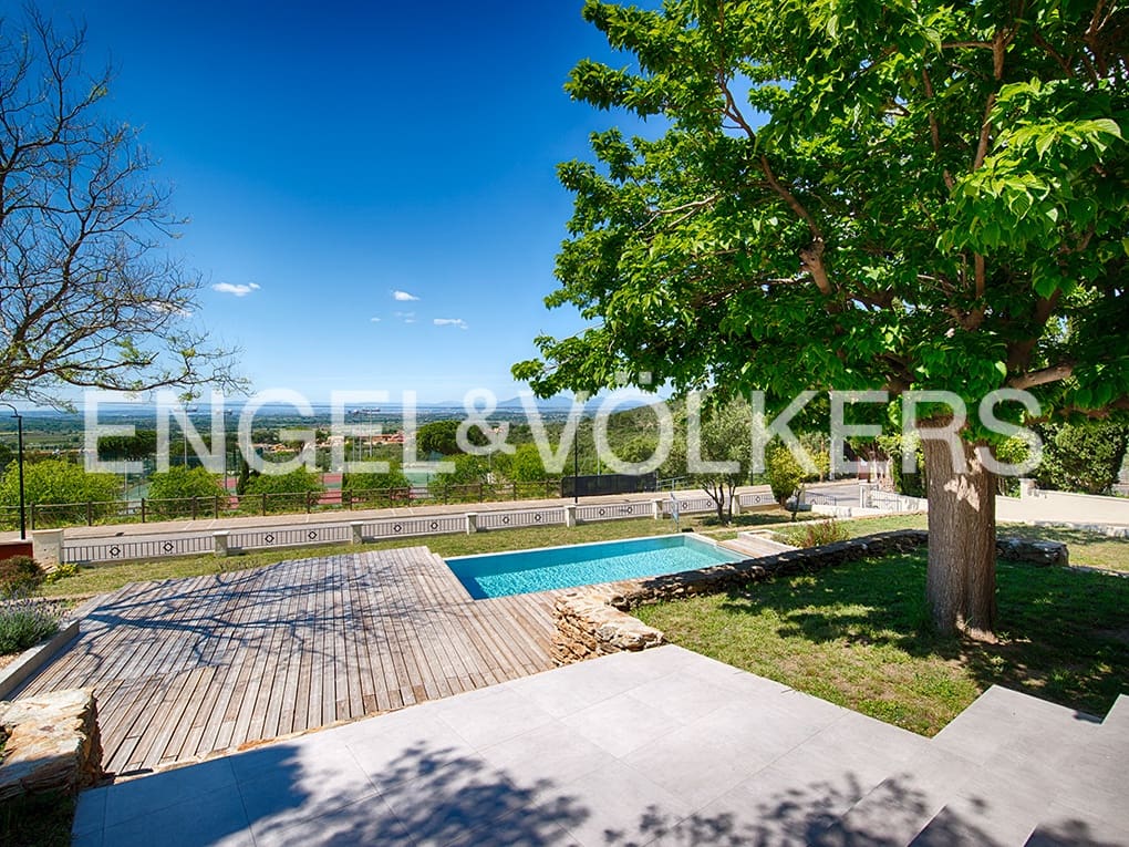 4 chambre Villa/Maison à vendre à Pau avec piscine - 755 000 € (Ref: 9005689)