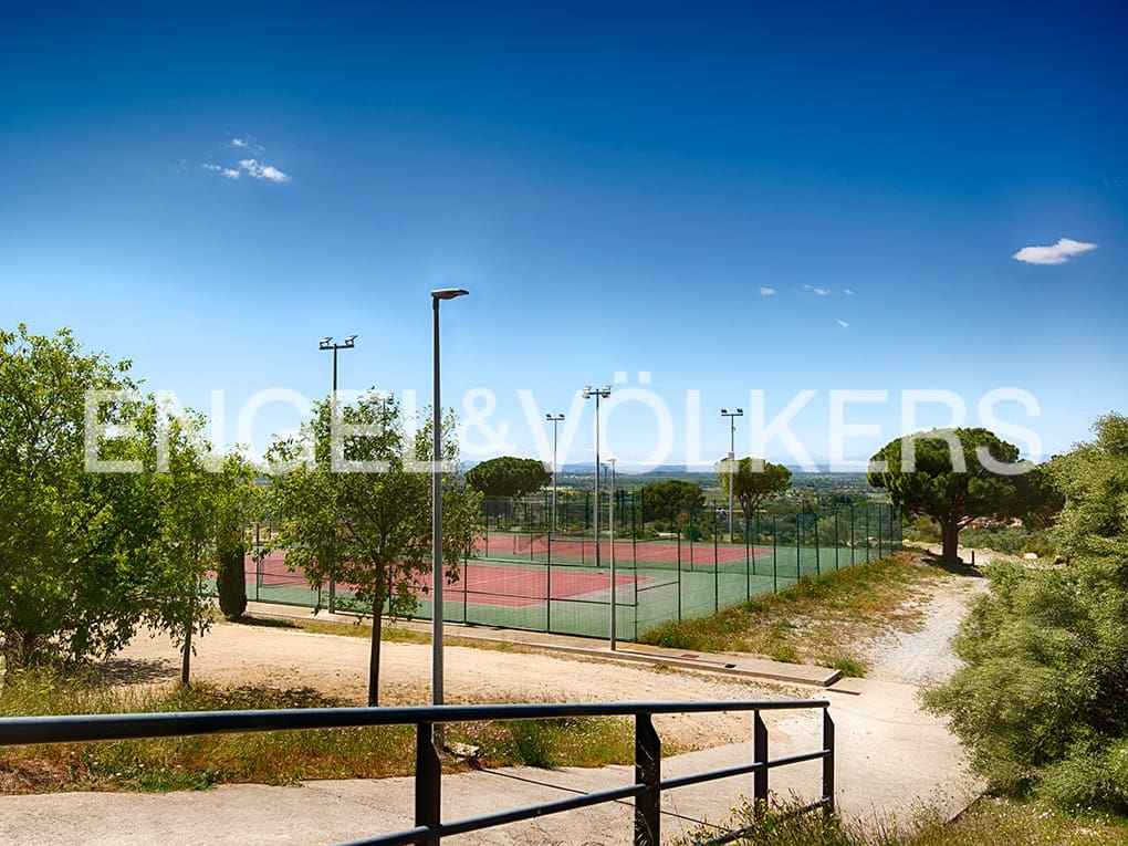 4 chambre Villa/Maison à vendre à Pau avec piscine - 755 000 € (Ref: 9005689)