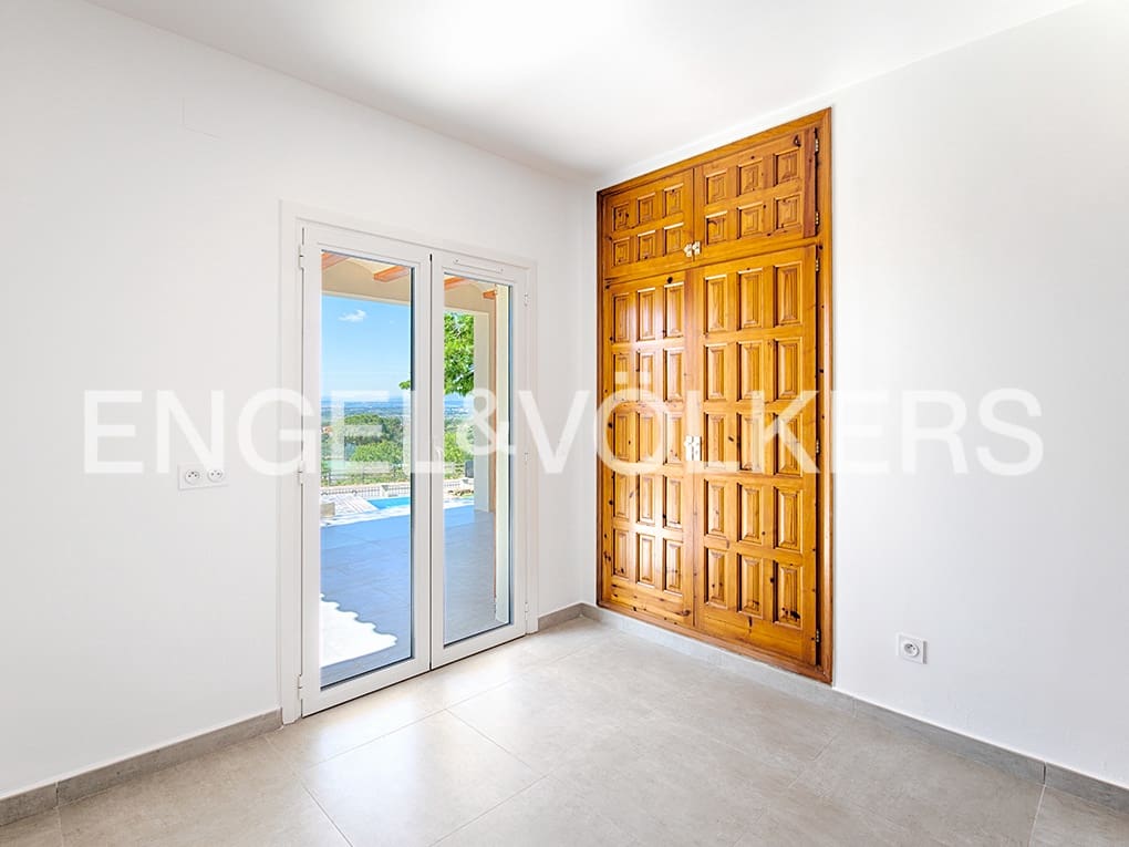 4 chambre Villa/Maison à vendre à Pau avec piscine - 755 000 € (Ref: 9005689)