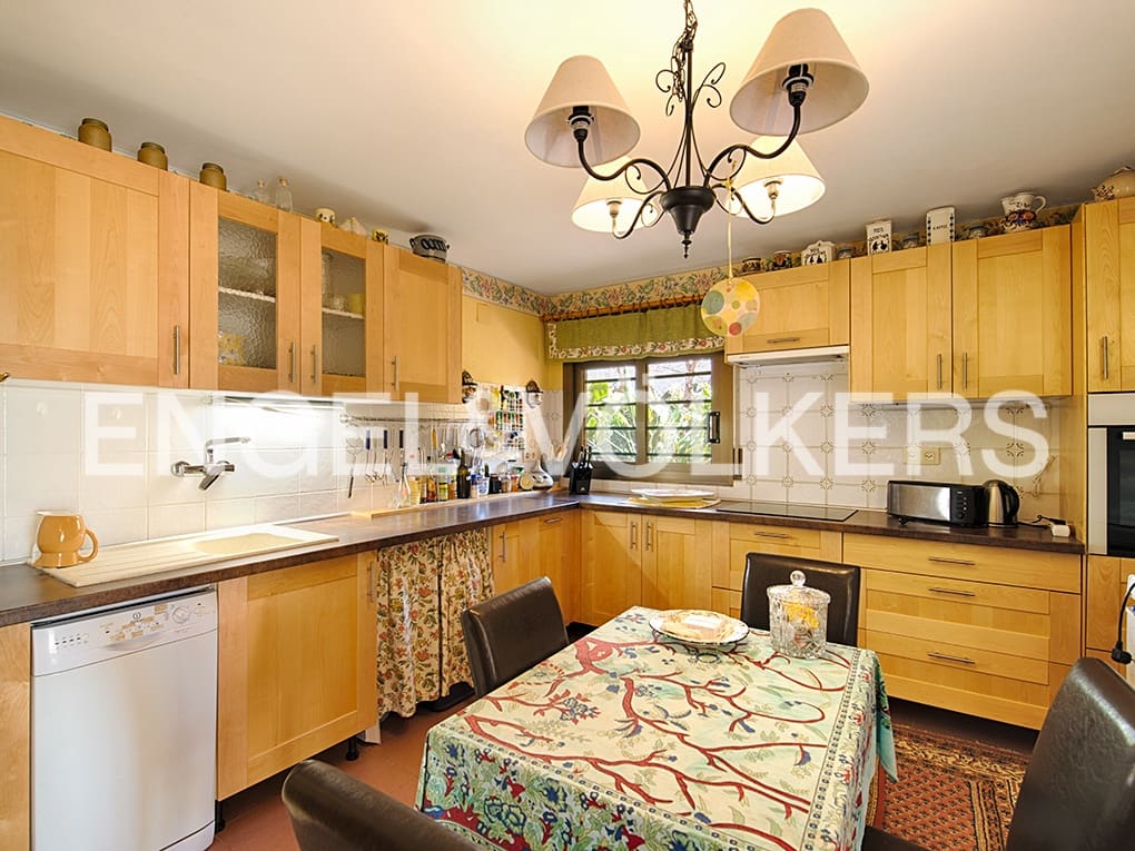 3 soveværelse Villa til salg i Palau-saverdera med swimmingpool garage - € 590.000 (Ref: 9005693)