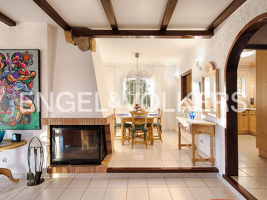 4 soveværelse Villa til salg i Roses med swimmingpool garage - € 1.395.000 (Ref: 9005694)