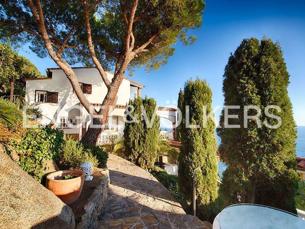 4 soveværelse Villa til salg i Roses med swimmingpool garage - € 1.395.000 (Ref: 9005694)