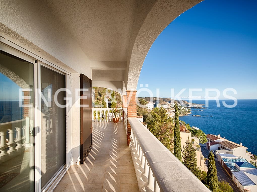 4 soveværelse Villa til salg i Roses med swimmingpool garage - € 1.395.000 (Ref: 9005694)