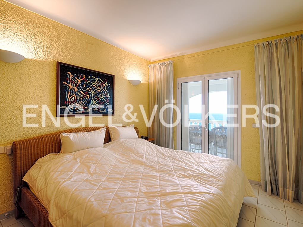 4 soveværelse Villa til salg i Roses med swimmingpool garage - € 1.395.000 (Ref: 9005694)