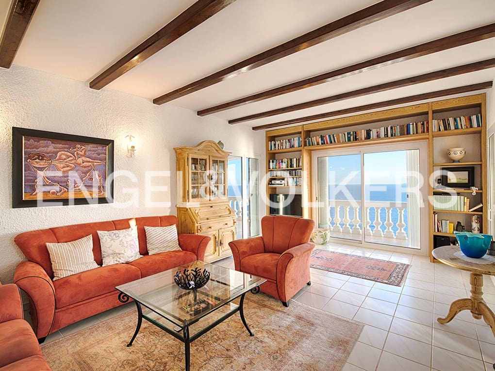 4 soveværelse Villa til salg i Roses med swimmingpool garage - € 1.395.000 (Ref: 9005694)