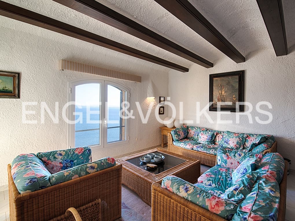 4 soveværelse Villa til salg i Roses med swimmingpool garage - € 1.395.000 (Ref: 9005694)