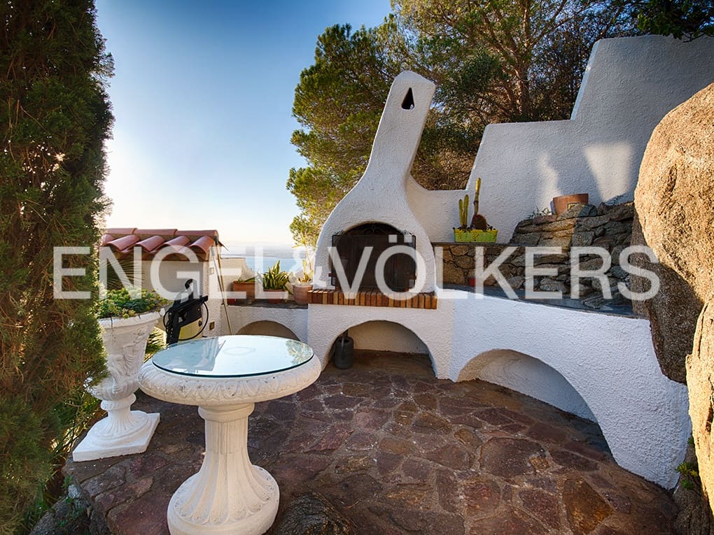 4 soveværelse Villa til salg i Roses med swimmingpool garage - € 1.395.000 (Ref: 9005694)