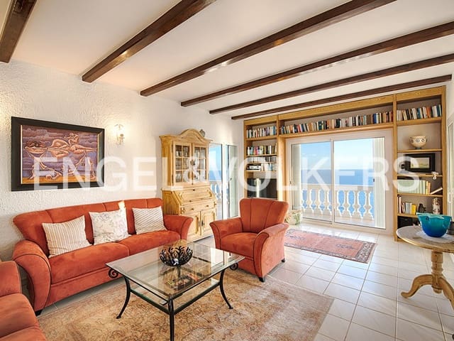 4 slaapkamer Villa te koop in Roses met zwembad garage - € 1.295.000 (Ref: 9005694)