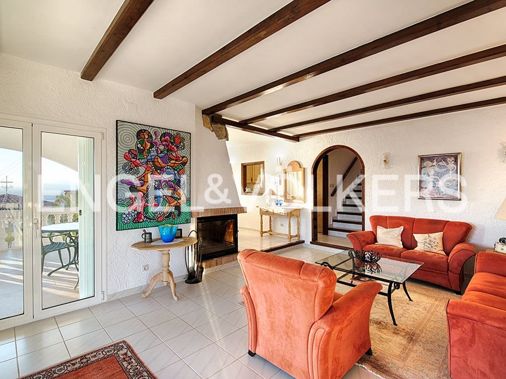 4 bedroom Villa for sale in Roses with pool garage - € 1,295,000 (Ref: 9005694)
