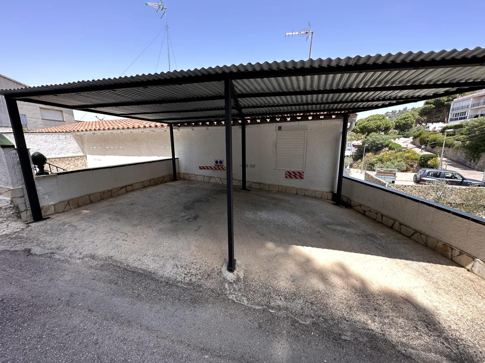 3 soveværelse Rækkehus til salg i Roses med garage - € 350.000 (Ref: 9005695)