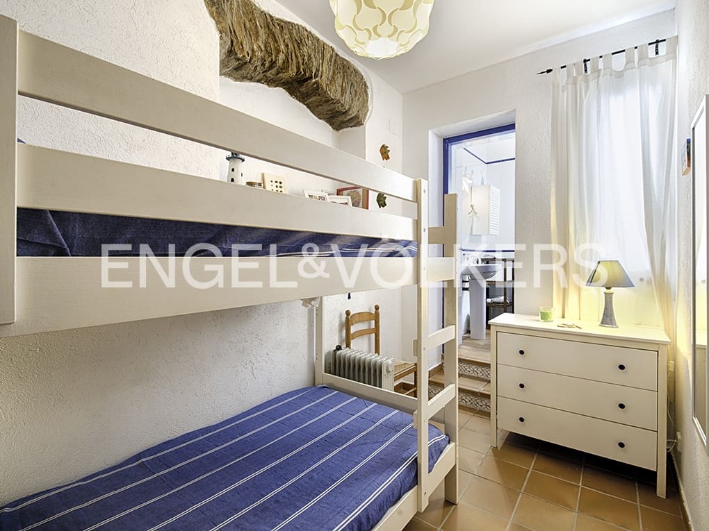 3 soveværelse Byhus til salg i Cadaques - € 650.000 (Ref: 9005700)