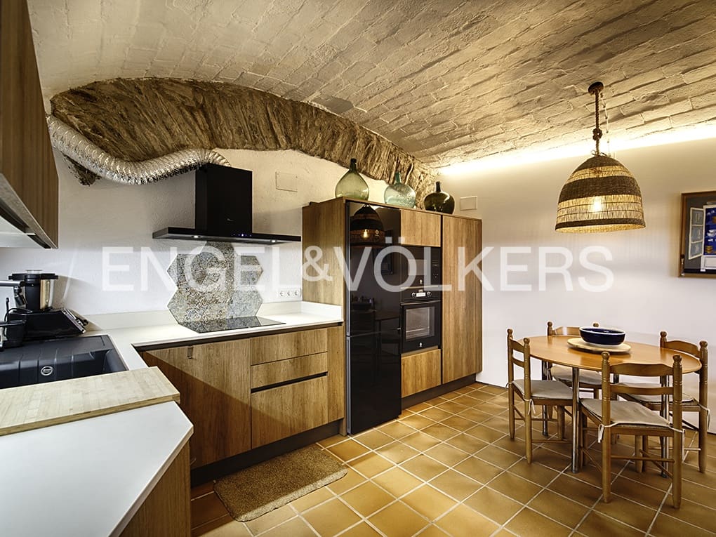 3 soveværelse Byhus til salg i Cadaques - € 650.000 (Ref: 9005700)