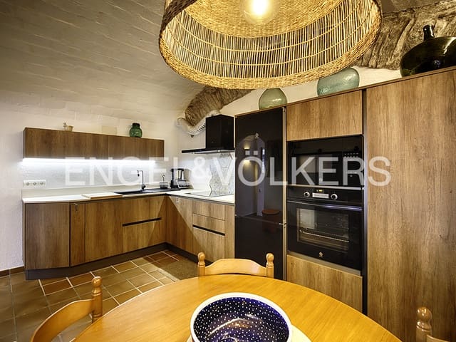 3 quarto Casa em Banda para venda em Cadaqués - 650 000 € (Ref: 9005700)