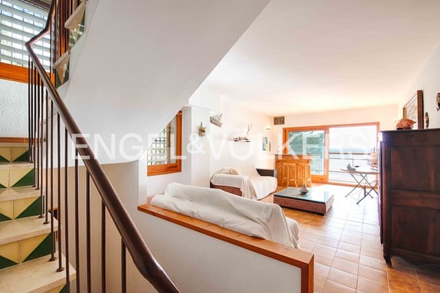 4 bedroom Terraced Villa for sale in Roses with pool garage - € 640,000 (Ref: 9005704)