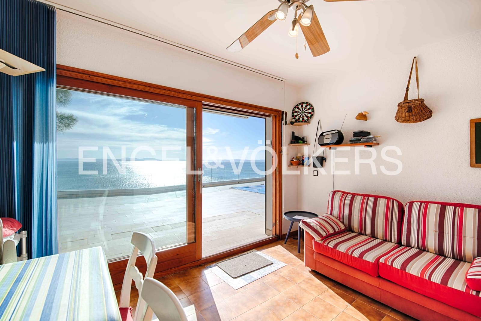 4 soveværelse Rækkehus til salg i Roses med swimmingpool garage - € 640.000 (Ref: 9005704)