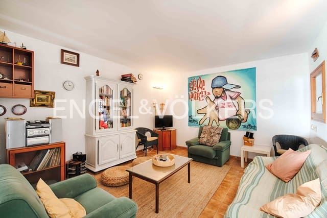 4 slaapkamer Rijtjeshuis te koop in Roses met zwembad garage - € 640.000 (Ref: 9005704)