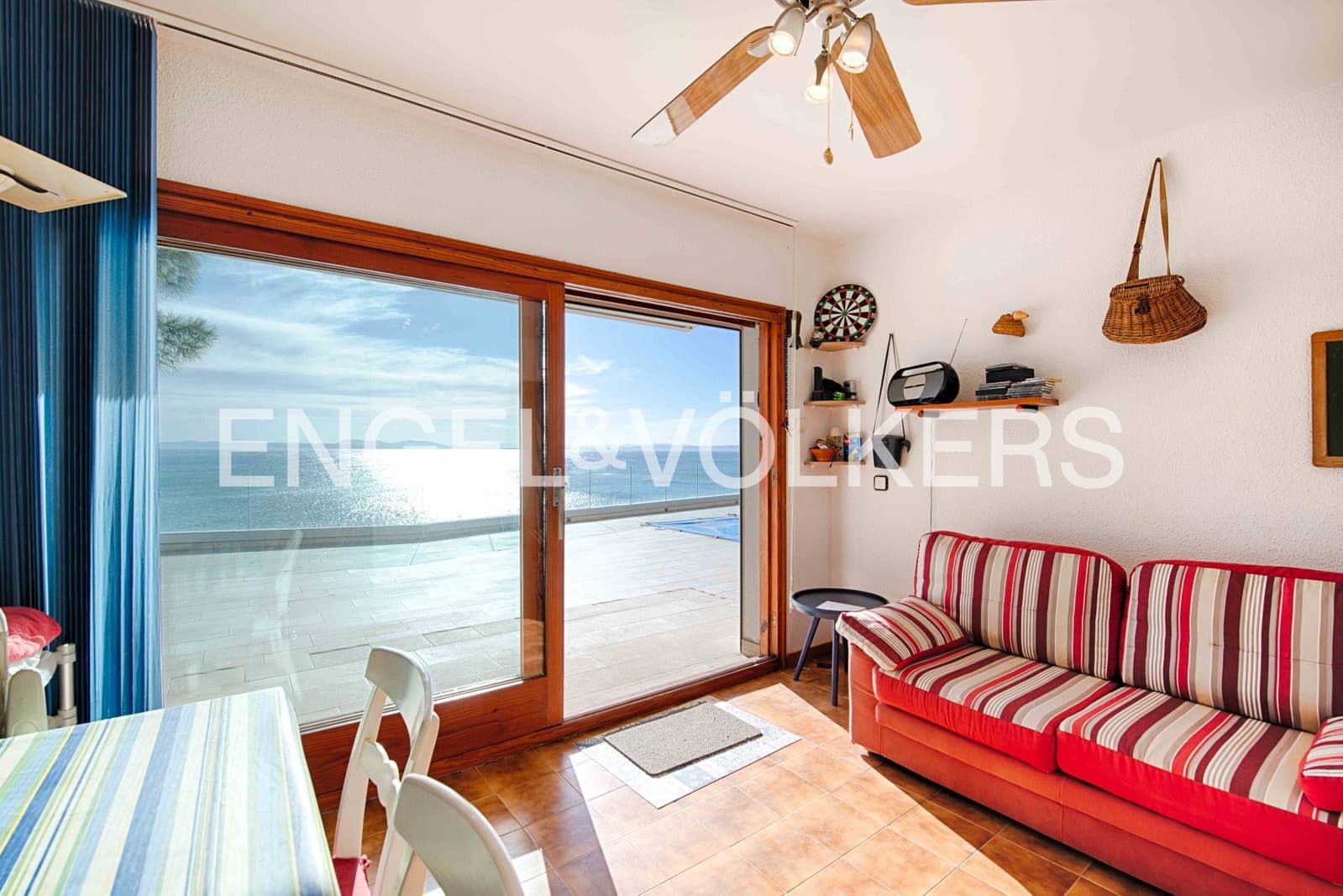 4 quarto Moradia em Banda para venda em Roses com piscina garagem - 640 000 € (Ref: 9005704)