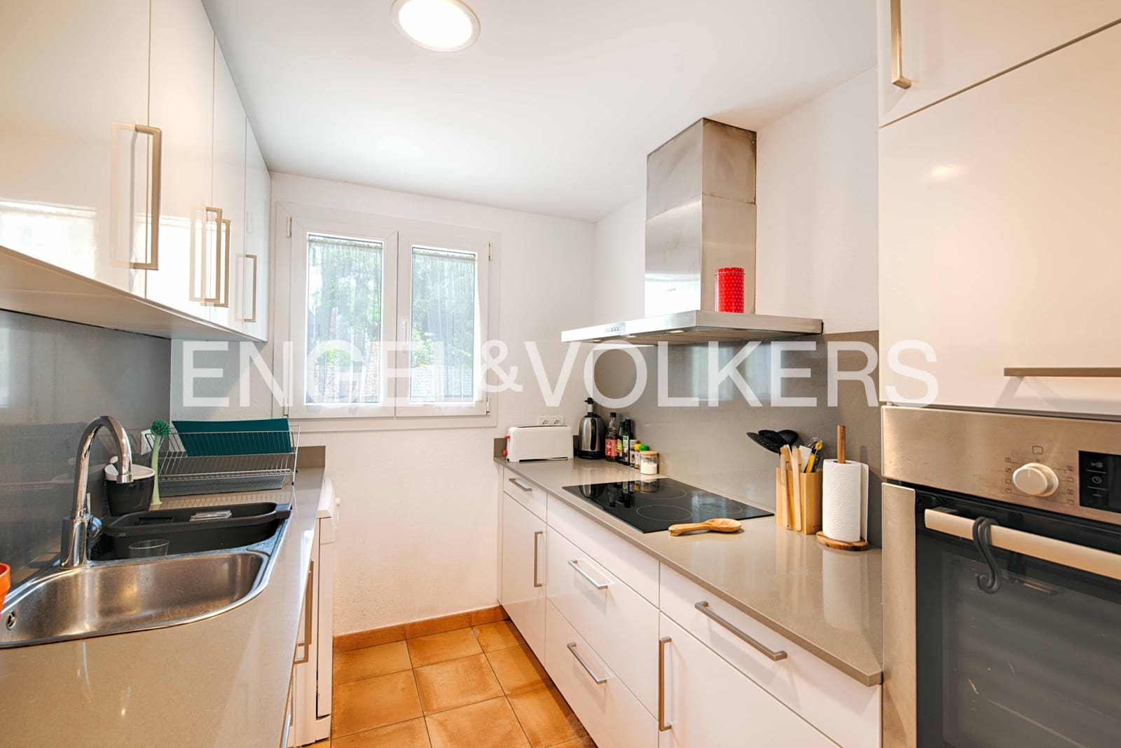 4 bedroom Terraced Villa for sale in Cadaques with garage - € 1,150,000 (Ref: 9005707)