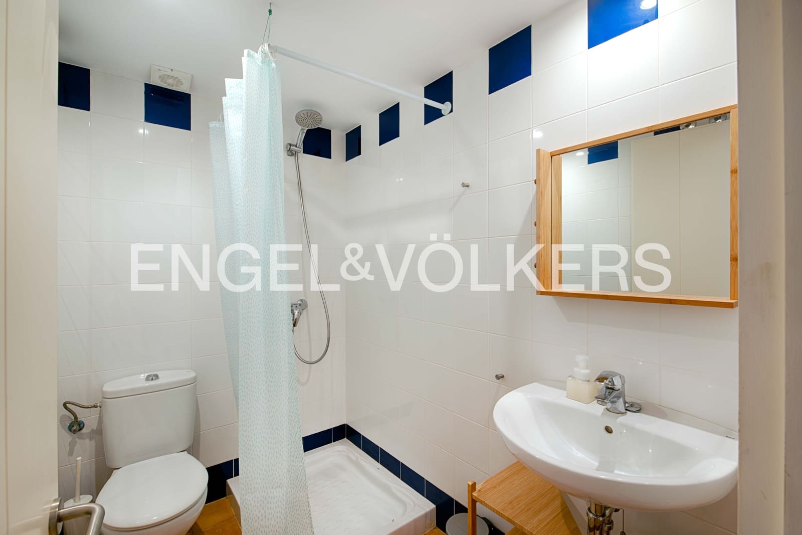 4 bedroom Terraced Villa for sale in Cadaques with garage - € 1,150,000 (Ref: 9005707)