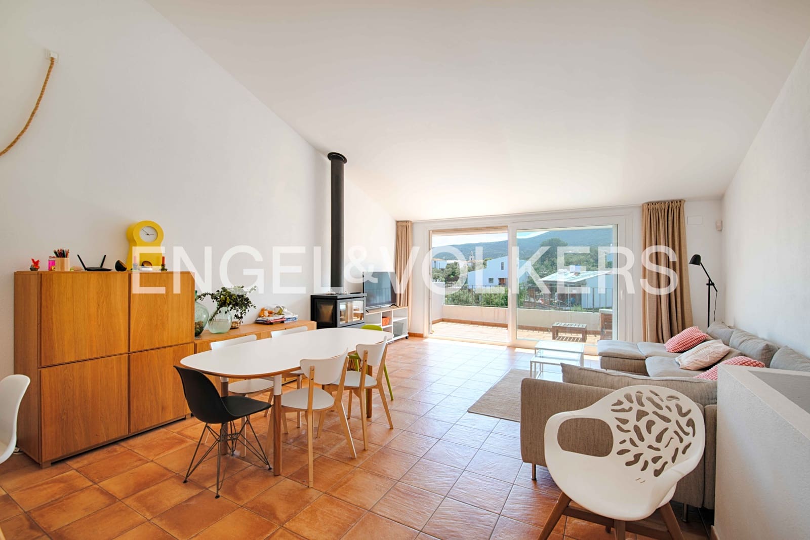 4 bedroom Terraced Villa for sale in Cadaques with garage - € 1,150,000 (Ref: 9005707)