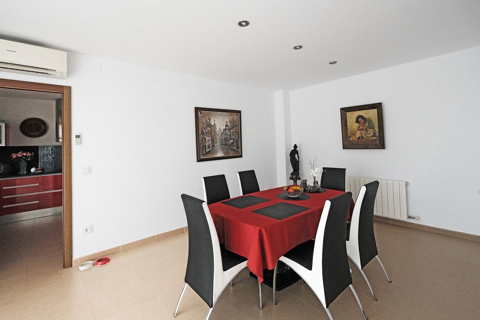 5 sovrum Villa till salu i Pau med pool garage - 1 200 000 € (Ref: 9005710)