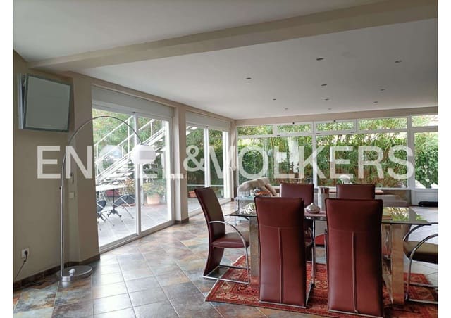 6 sovrum Villa till salu i Colera med pool garage - 660 000 € (Ref: 9005715)