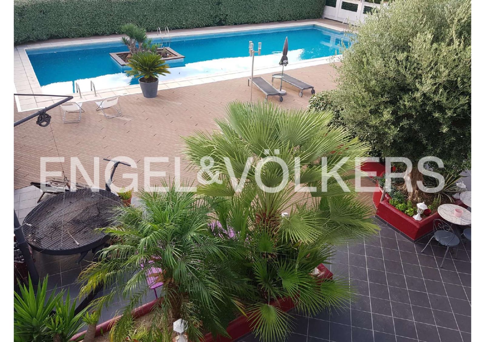 6 soveværelse Villa til salg i Colera med swimmingpool garage - € 660.000 (Ref: 9005715)