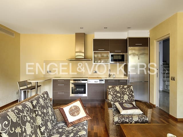 8 soveværelse Byhus til salg i Vilafant med swimmingpool garage - € 630.000 (Ref: 9005716)