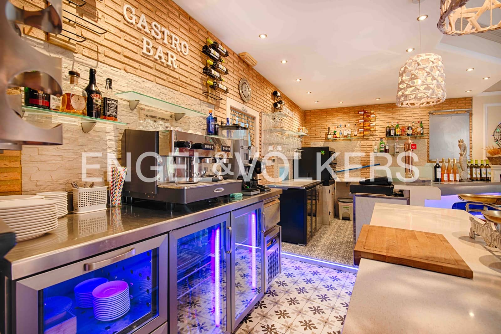 Erhverv til salg i Llanca - € 135.000 (Ref: 9005717)