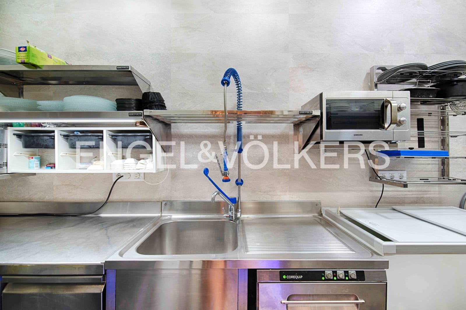 Kommersiell til salgs i Llanca - € 140 000 (Ref: 9005717)